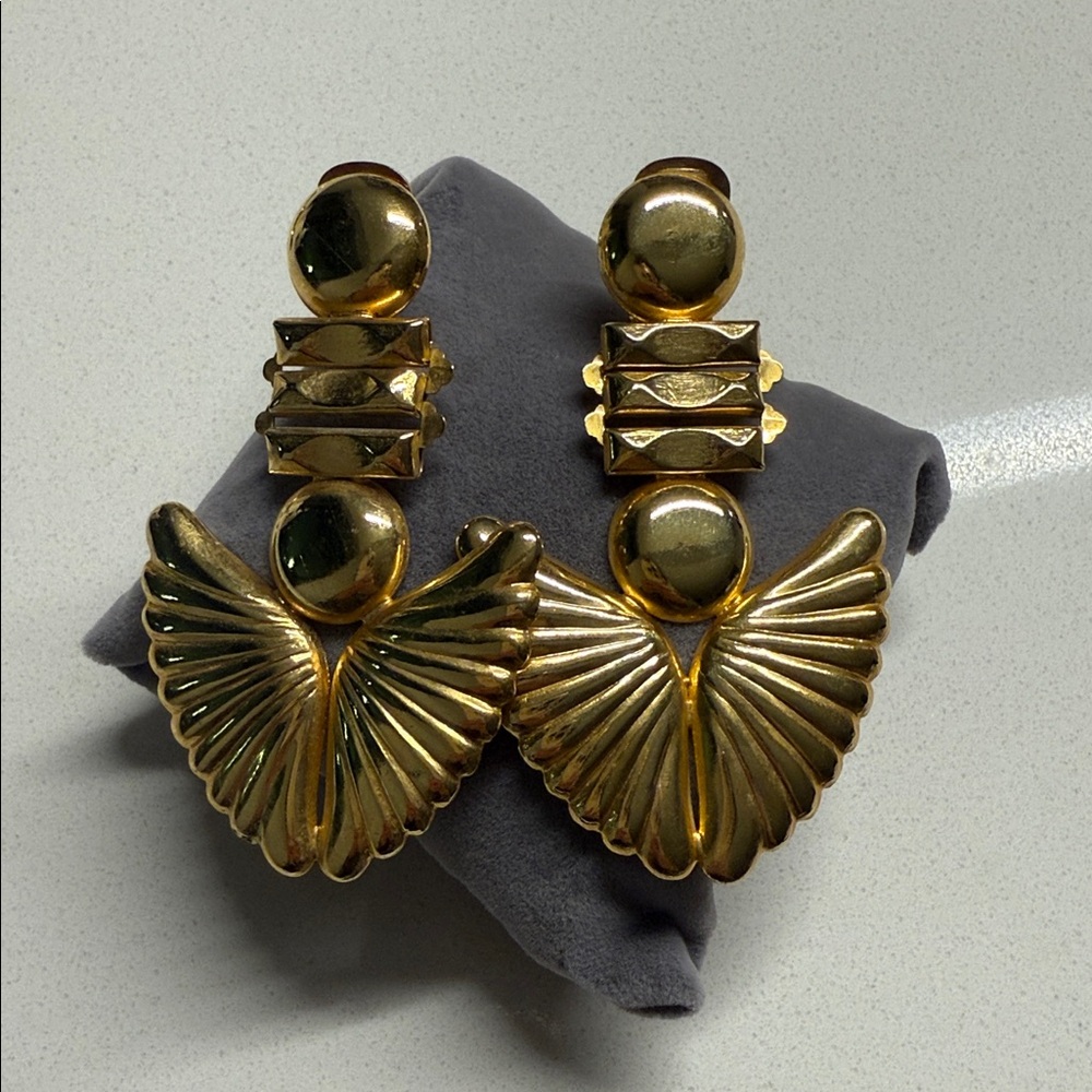 Vintage Gold Winged Earrings